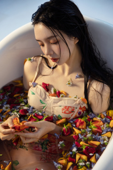 脱裤子打屁股网站